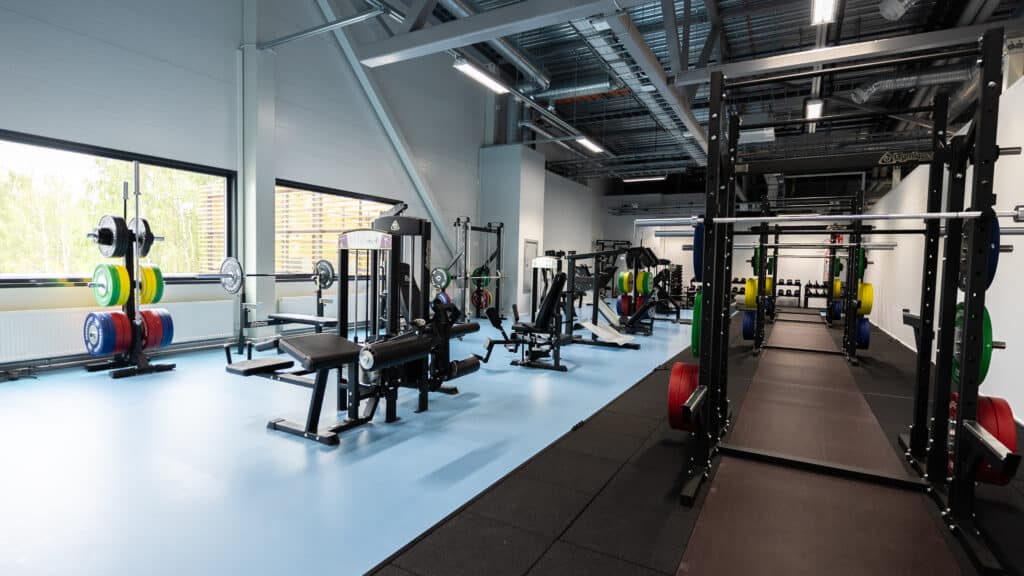 Multiple double halfs racks at the Finish Sports hall